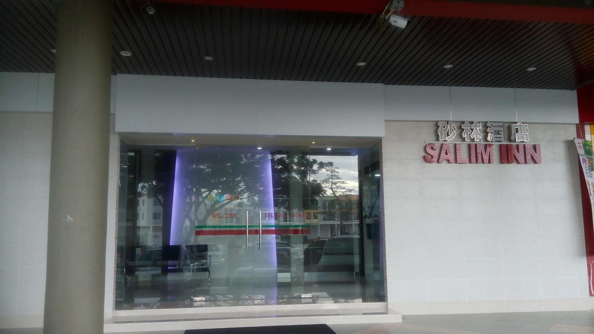 Salim Inn Сібу Екстер'єр фото